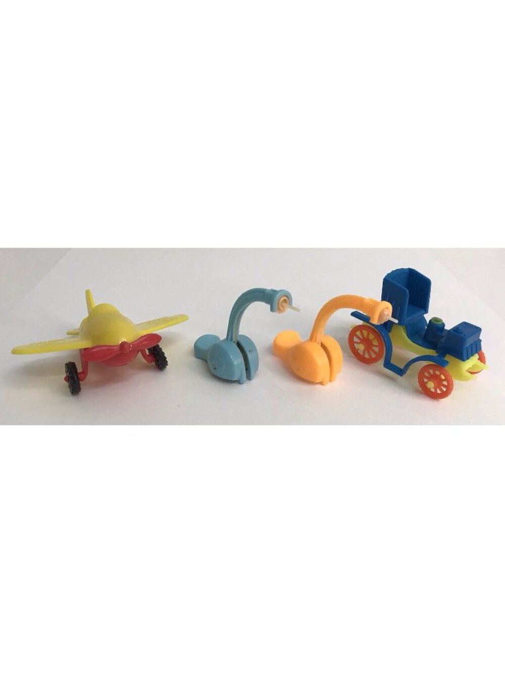Vintage Mattel Liddle Kiddles Windy Fiddle Airplane, Skediddle Pushers, Carriage
